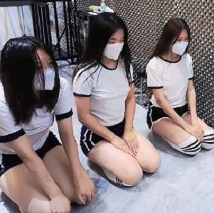 教育学生妹S大神自拍时长41分钟，配合度满分，帝皇般待遇，身材加分下载观看