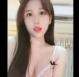 超级御姐主播-雪雪，木瓜S型身材，2V、3G视频资源