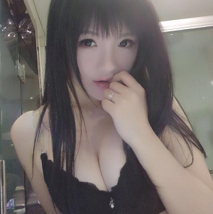 米妮大萌萌高端定制视频资源合集，2.4G超大容量！