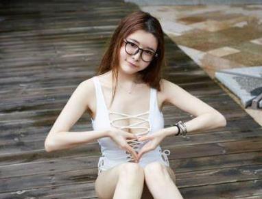 女神榜一大爷大罩杯黑丝旗袍合集10G