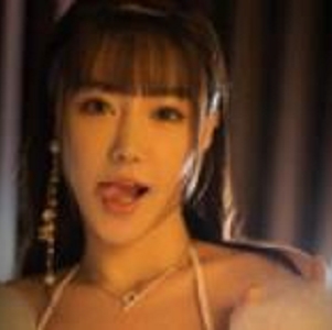 朱可儿女神高清壁纸相册+涂油视频，瓜子脸开襟服精油留鼻血