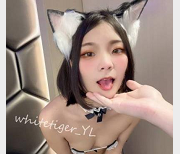 推特精选：反差小浪女-光“阴”_YL，40V818M