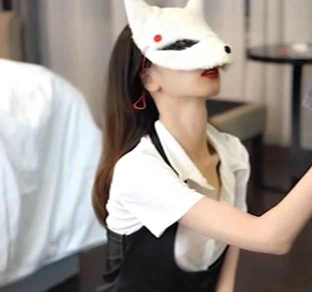 软软学姐：私拍展示，妹子出道，视频丰富