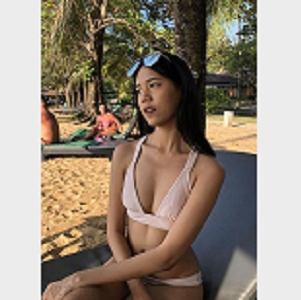 甜美妹子蜜月自拍视频合集，17个视频2.87G