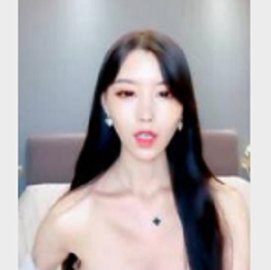 专约老阿姨：1.4GB的丰满妞和凹凸魔鬼身材