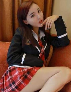 高颜值女神希妹球前前车大灯美腿格子裙福建反差婊9.5G资源合集