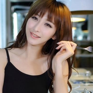 露脸妹子莉莉酱全集资源10V-3.78G，身材颜值超精选