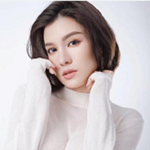 小明星网红蒋汶珊酒店自拍爱PAPA56V-1.3G正片29分钟完美露脸