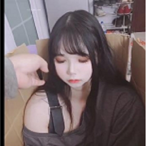 推特小舞酱COS团建32V-2.5G蕾姆粉丝短视频盛宴