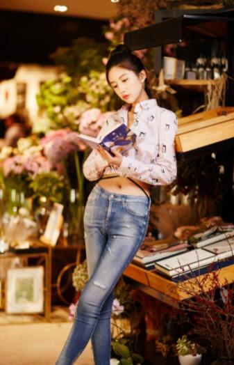 P站国人高颜值美少女资源合集：优优美少女15集2.87G，直播互动，珍贵礼物，单人福利！速来体验！