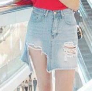 网红欣欣喷血作品31集22G下载