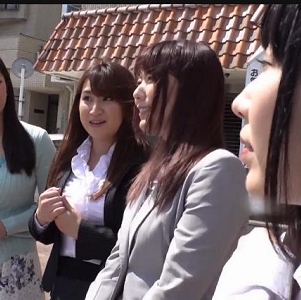 岛国电车丝袜诱惑，波多野结衣主演，1V-3.7G-1:40分，下载观看