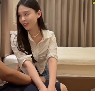 大熊哥约妻子探秘酒店一线天，嗲嗲出声超甜1V209M