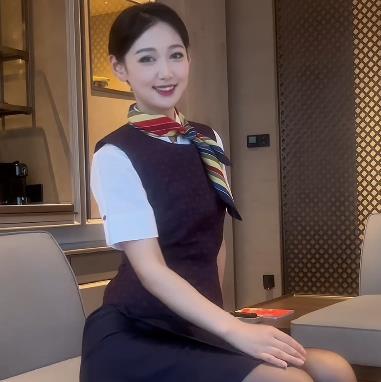 国航空姐唐安琪身材超好，精选视频时长7分30秒