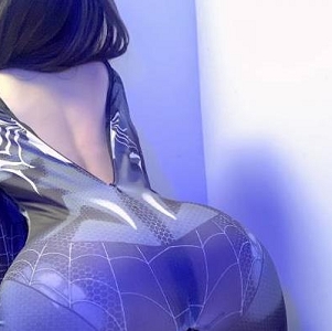 大三艺校精选长腿舞蹬定制一字马妹子表演