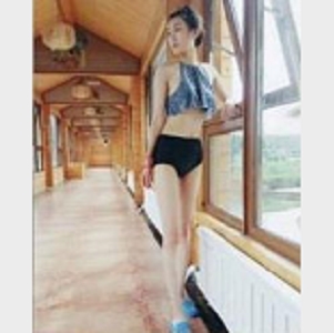 高校校花美女大长腿自拍视频曝光1V774M清晰度高