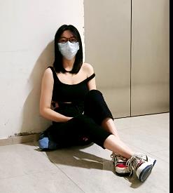 楼梯战神：小情侣居民楼道挑战视频1V-1.2G，火爆热话题资源下载观看