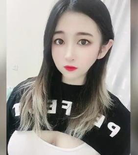 榨汁夏百人斩巨茹冲击器服装剧情天然巨R巨B角色代入小视频