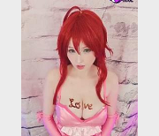 HidoriRose精选剪辑合集，时长4:25分，欧美系COS，RJ元素，女仆装，颜值竿娆光“阴”