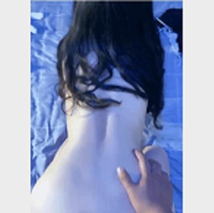 金钱诱惑下的拜金美女：玩物学生妹深处直入视频