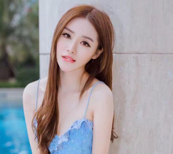 FL姬大胆狂野李夏娜资源合集，1.2G私拍视频