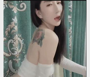 花椒直播：主播定制，1v1互动，短视频享受