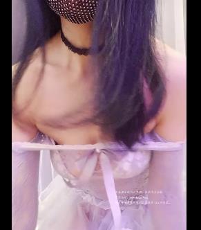 小姐姐自拍剧情解说，身材极好，Q上热力开唱