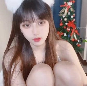 绝世女神toyotuback，颜值大长腿奇怪玩具大黑牛，7V2.2G资源下载收藏