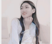 颜值代表多乙：孤独小少妇演绎精选1V557MOnlyFans