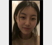 用嘴天堂537V4.5G小视频女主颜值合集1100位佳丽自拍