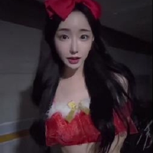 OnlyFansTS女神lalalin010自拍10分钟1V-900M高颜值资源用嘴保守视频大小/数量