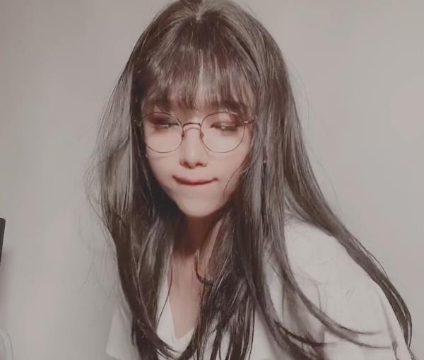 TS-jieunOnlyfans合集：273V，41G，网红出道作品更新，粉丝狂热，前列腺大战单男赚大钱