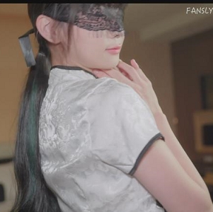 清纯小L莉DemiFairy合集：11个视频超3.2G，旗袍露脸，身材车灯，颜S用嘴，下载观看