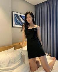 户外主播FSS冯珊珊：野外打野合，女界女魔，感觉剧情老驾驶员，悬崖峭壁，社保