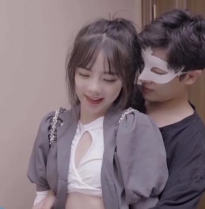 抖音火爆话题！潘甜甜三部曲青春靓丽，16岁同学举报，快来围观观看！