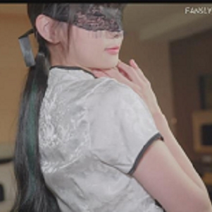 清纯小L莉DemiFairy露脸旗袍视频合集，11V-3.2G超长时长！
