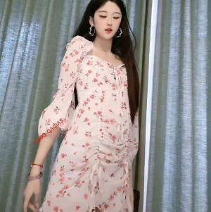 抖音女神颜不乖神豪定制视频合集：1.5G，6集精彩纷呈