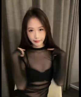 火腿肠大汉小姐姐2V-946M自拍视频