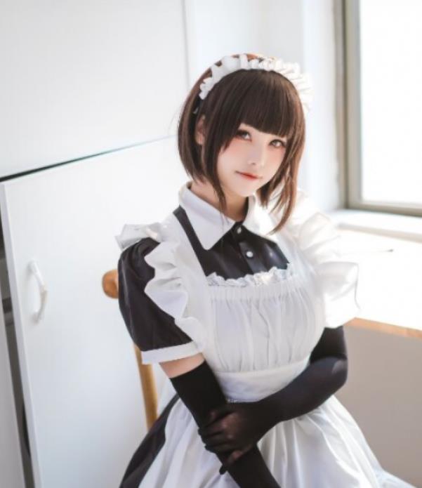 猫汁蜜裘资源合集：FL姬圈子红人女神，60套大合集，17.8G视频大小