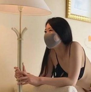 180大长腿女神苹果高跟黑丝吊带视频1V1.2G完美女神