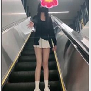 超A级完美身材嫩妹-Luna000外出打野视频震撼上贤妗