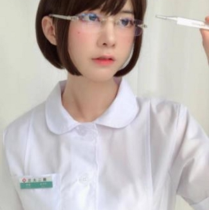 高颜值御姐眼酱大魔王作品ol风黑丝美腿腿控臀控油光视频合集