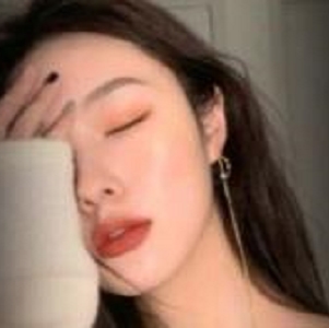 清纯美少女想静静吖:5.3G精选视频大长腿私人定制直播