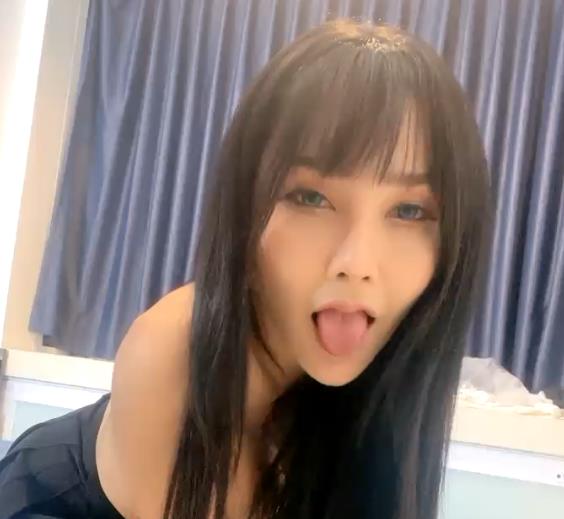 175CM精选尤物婚纱有趣装，科技女神大长腿cos