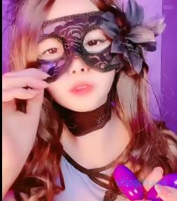 火辣艾米：50V舞作品合集，4.5G视频大小，身材肤白貌美