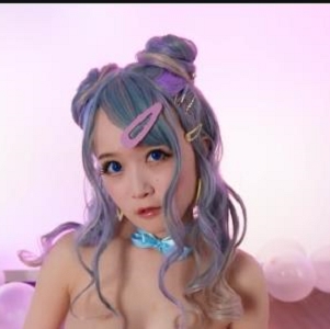 高质量COS视频，Coser自拍，COS高端局，全露脸，含物件，波T，美腿，婊，正视COS