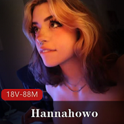 国外女网红Hannahowo:美妆视频直播+吃鸡大片!