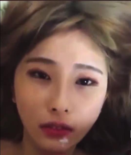 精选姐姐自拍短视频，美丽姐姐让人心动，快来观看下载吧！