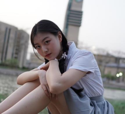 中国民航大学崔洁高清自拍视频+10张相册完整资源