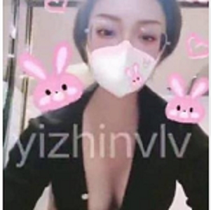 网红大婊姐30V，2.8G作品，颜值身材烧得很厉害，粉丝收藏必备